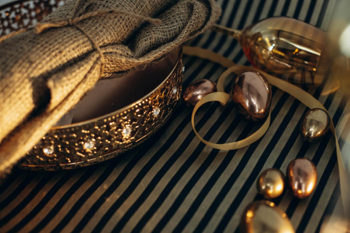 Gold and Silver as Family Treasures: Passing Values through Inheritance
